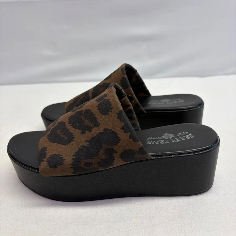 Crazy Train Leopard Platform Sandals Womens 6 Brown Black Animal Print Slides
